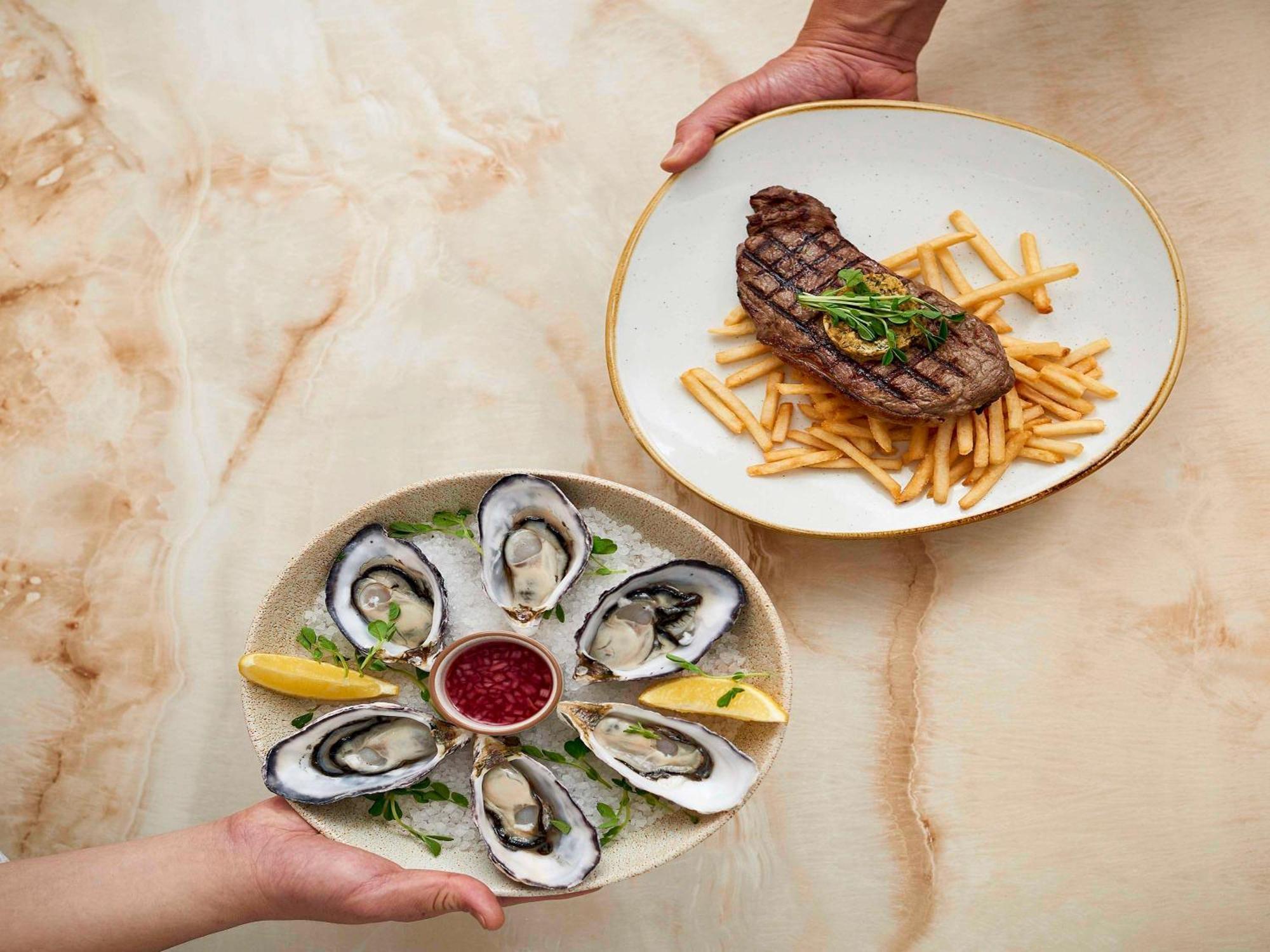 The Sebel Quay West Suites Sydney Esterno foto Oysters and steak