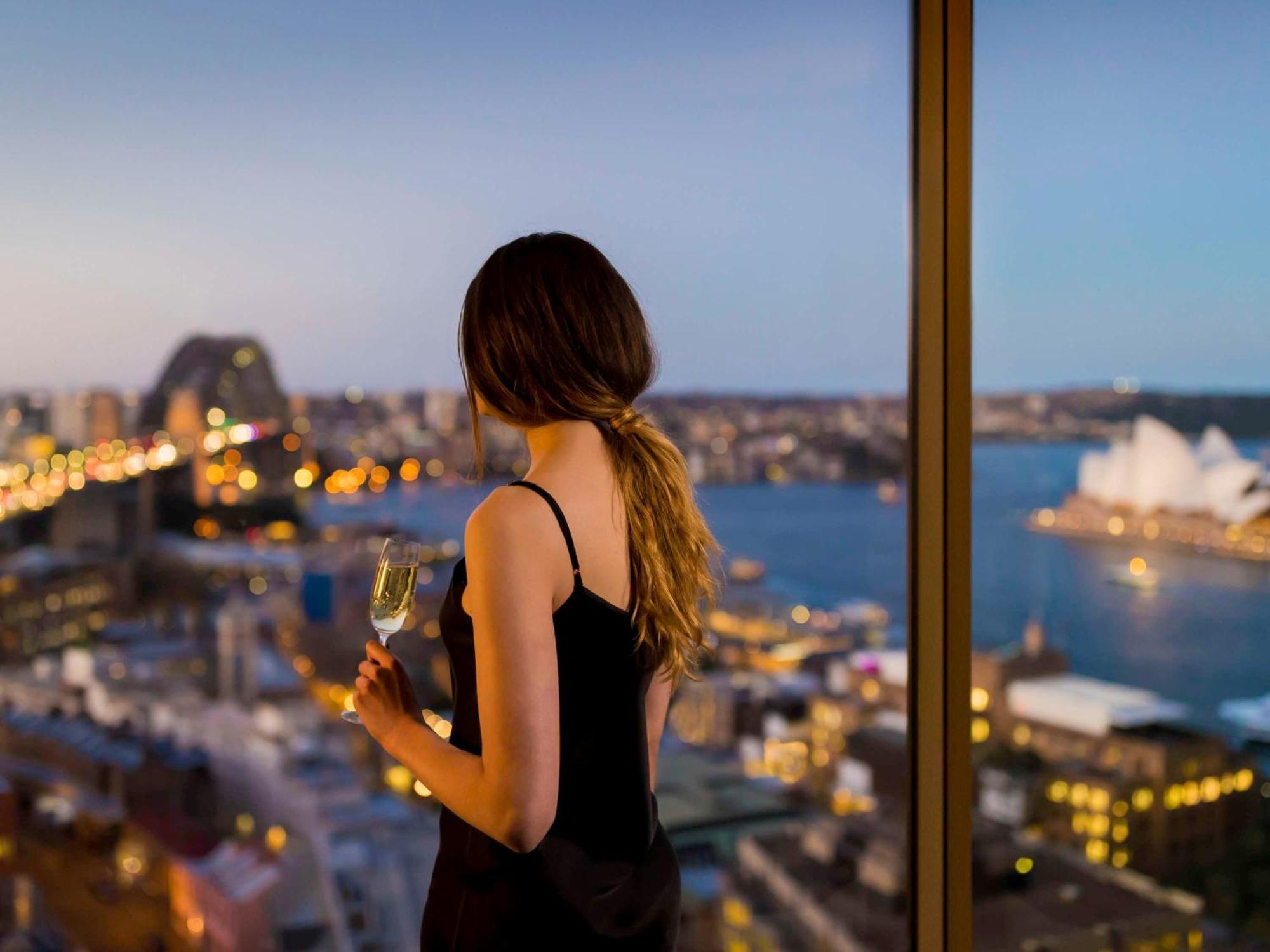 The Sebel Quay West Suites Sydney Esterno foto View from a suite